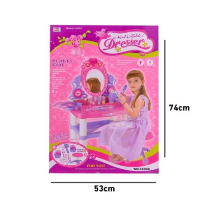 صورة طاولة زينة ألعاب للأطفال على شكل أميرة، وهي مجموعة لعب تظاهري تعمل بالبطارية مع مرآة تجميل وملحقاته